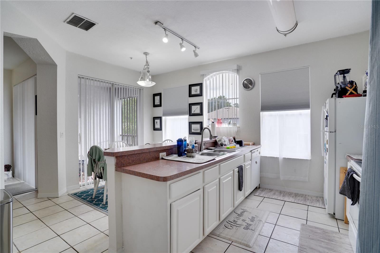 5011 SUNRIDGE PALMS DR #204, TAMPA, FL, 33617