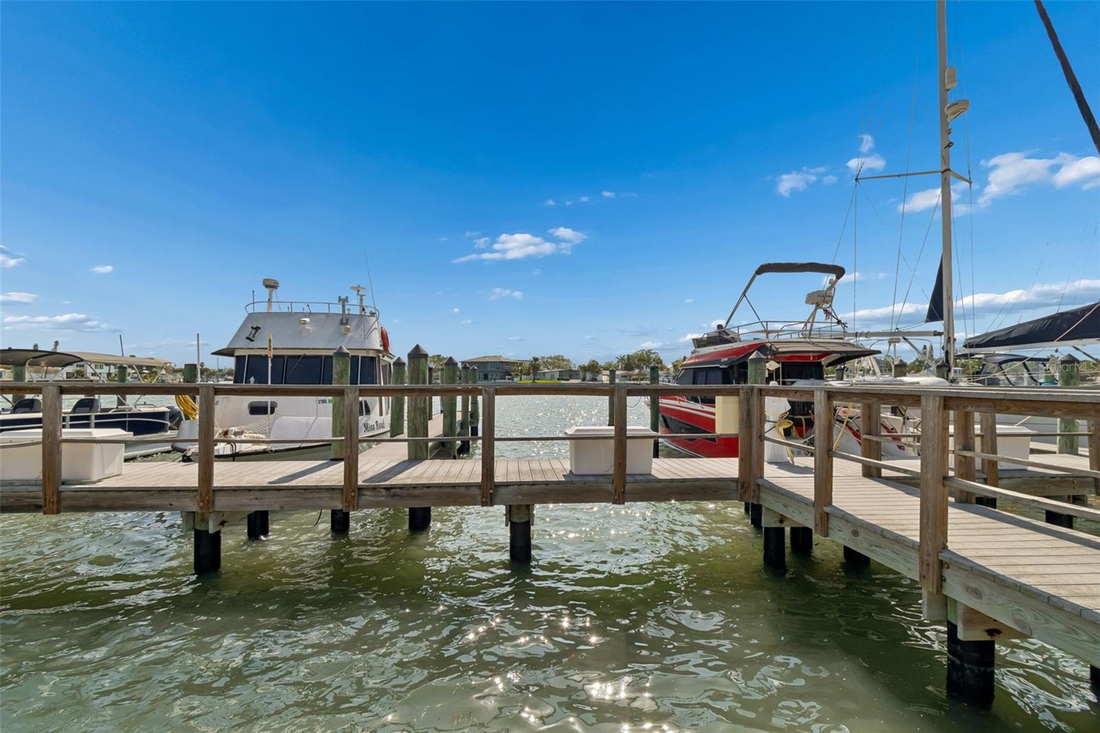 2307 BAY BLVD, INDIAN ROCKS BEACH, FL, 33785