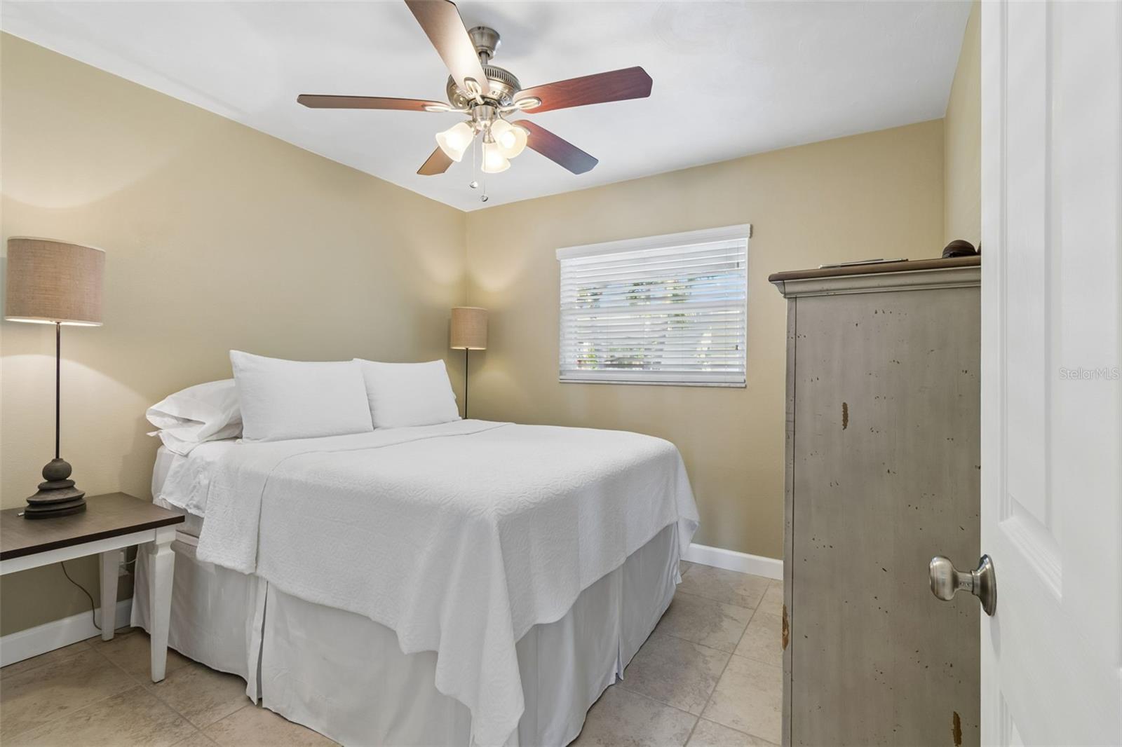 2307 BAY BLVD, INDIAN ROCKS BEACH, FL, 33785