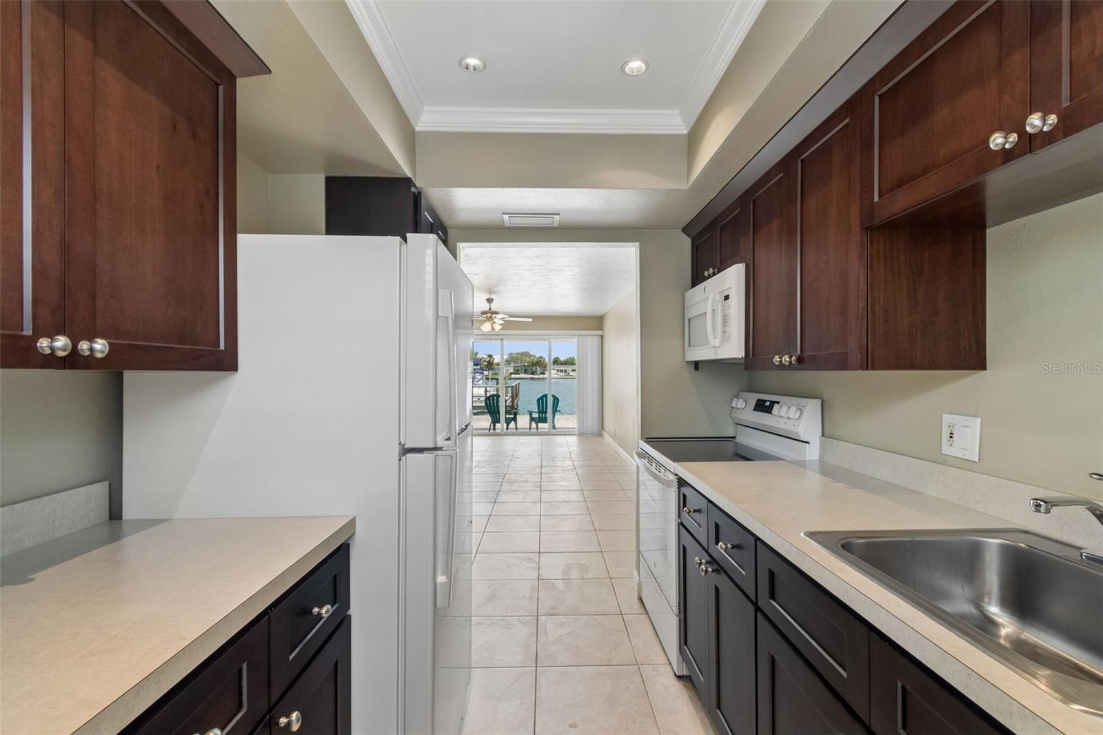 2307 BAY BLVD, INDIAN ROCKS BEACH, FL, 33785