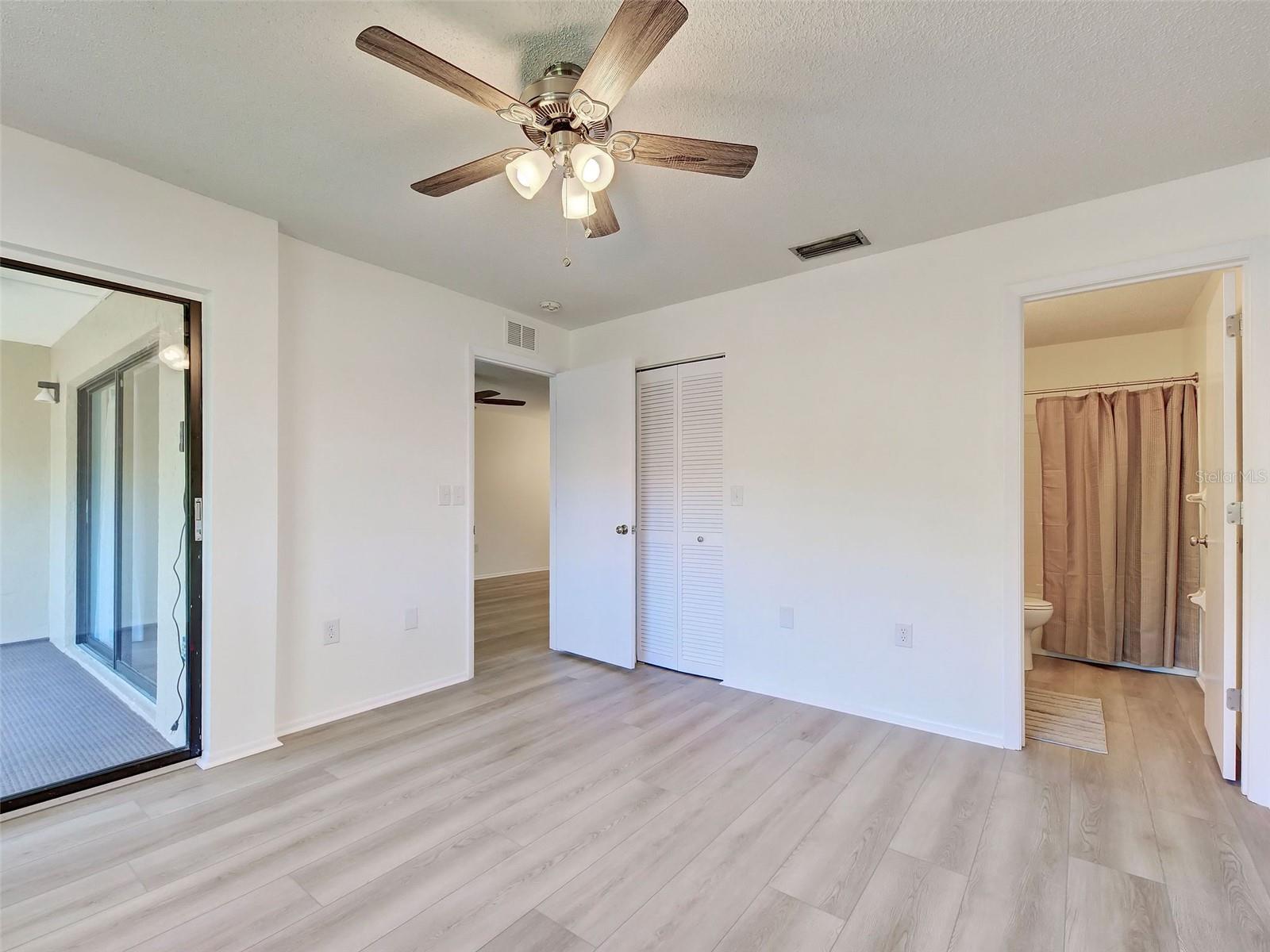 7237 CLOISTER DR ## 207, SARASOTA, FL, 34231