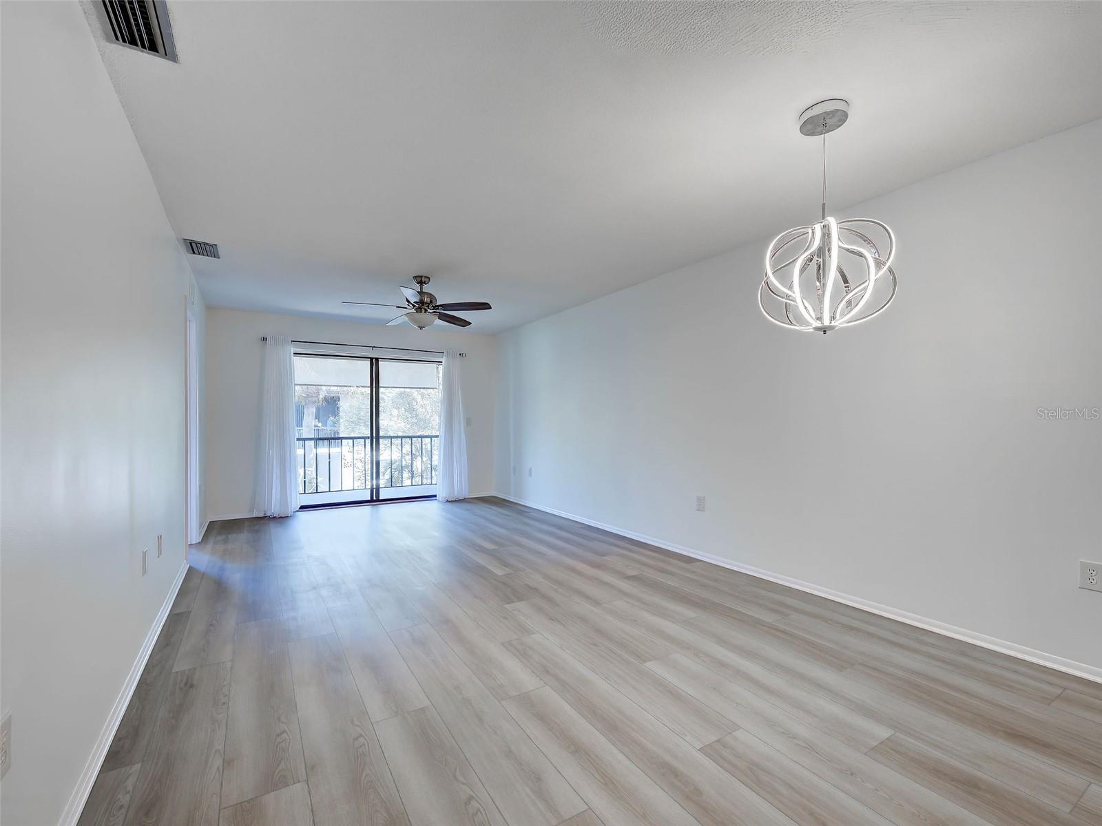 7237 CLOISTER DR ## 207, SARASOTA, FL, 34231