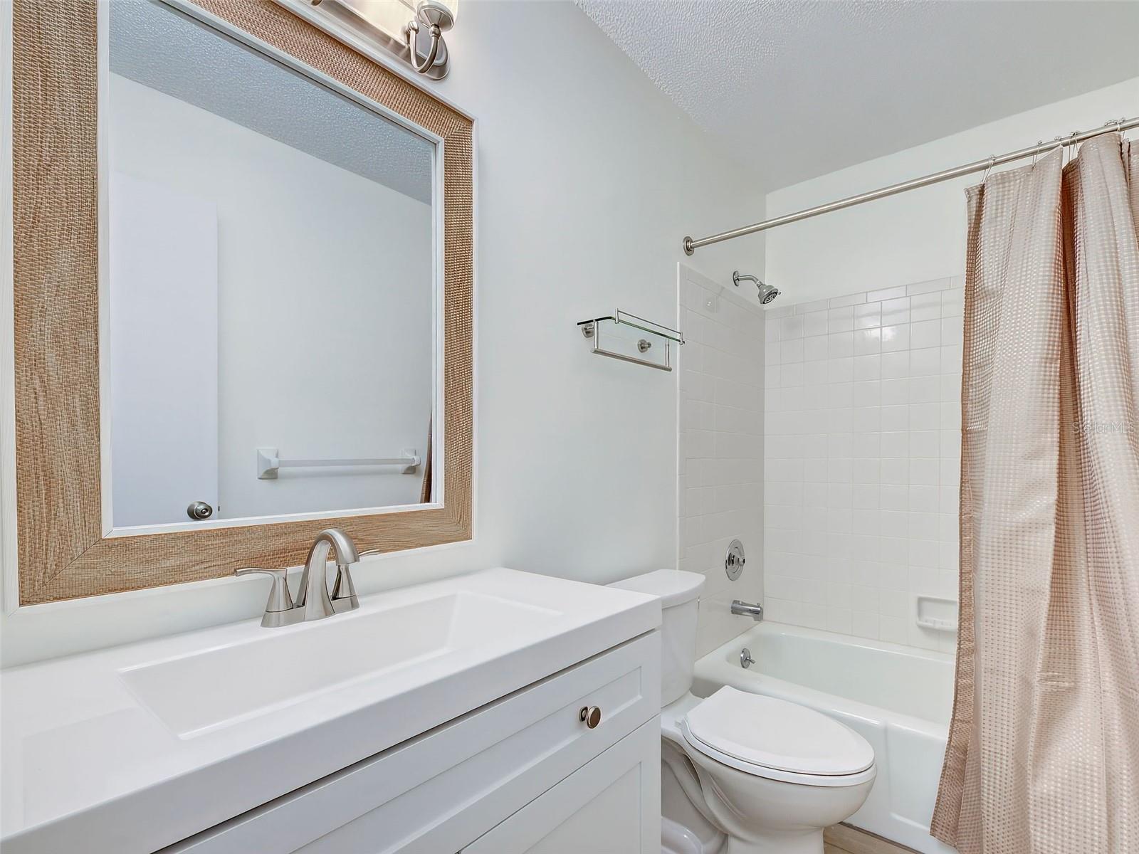 7237 CLOISTER DR ## 207, SARASOTA, FL, 34231