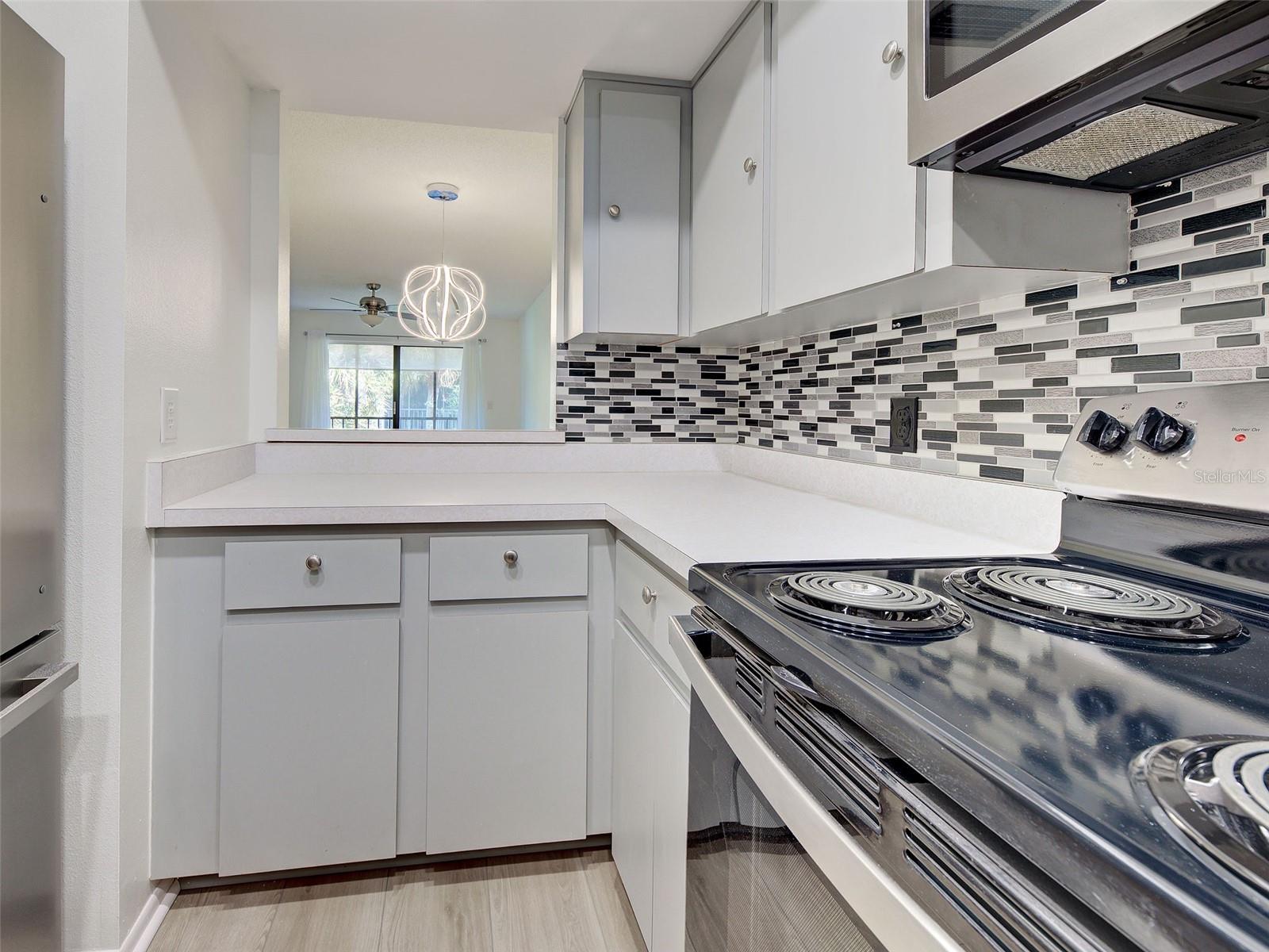 7237 CLOISTER DR ## 207, SARASOTA, FL, 34231