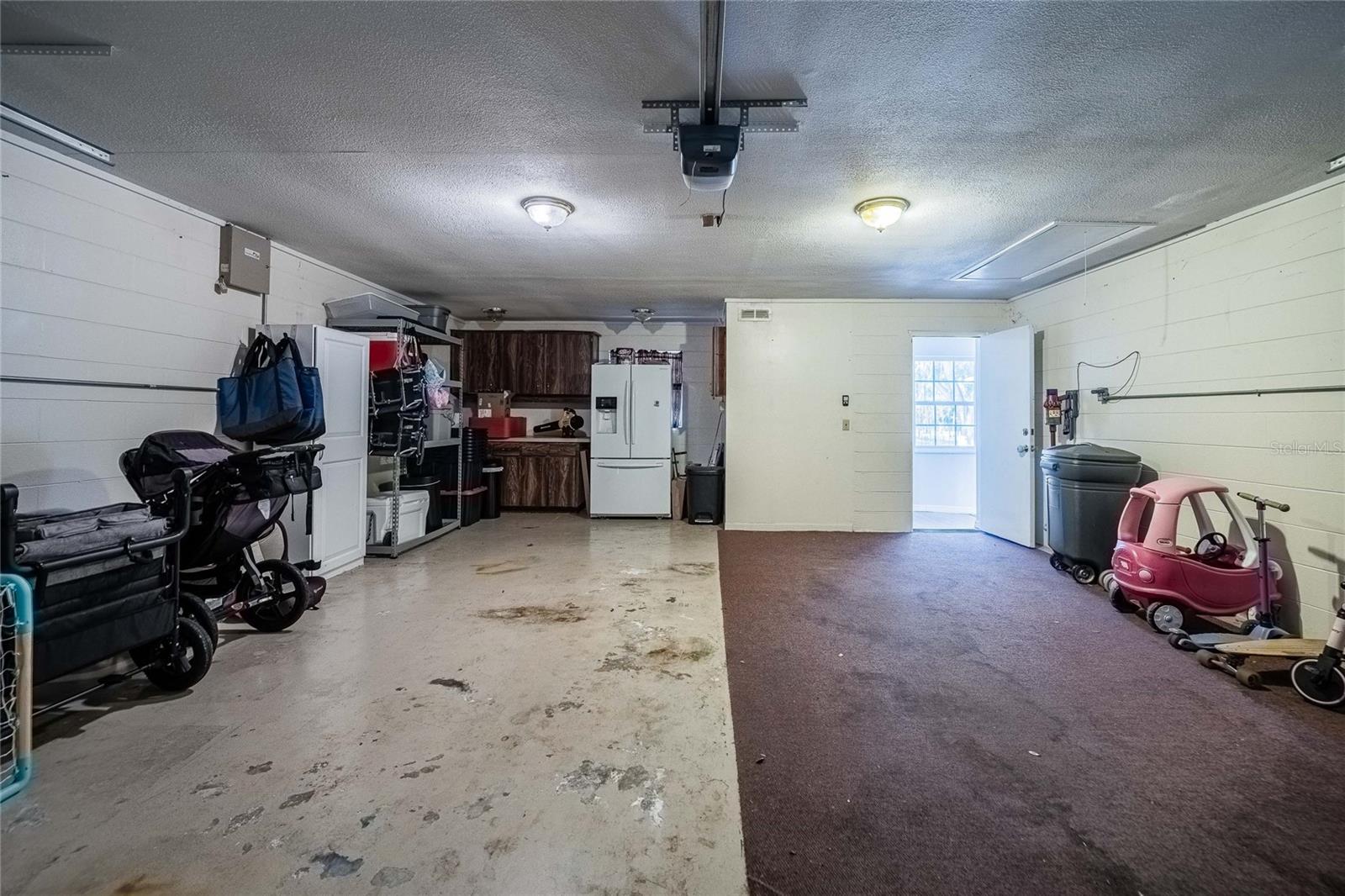 5905 WHISPERING PINES RD, LAKELAND, FL, 33811