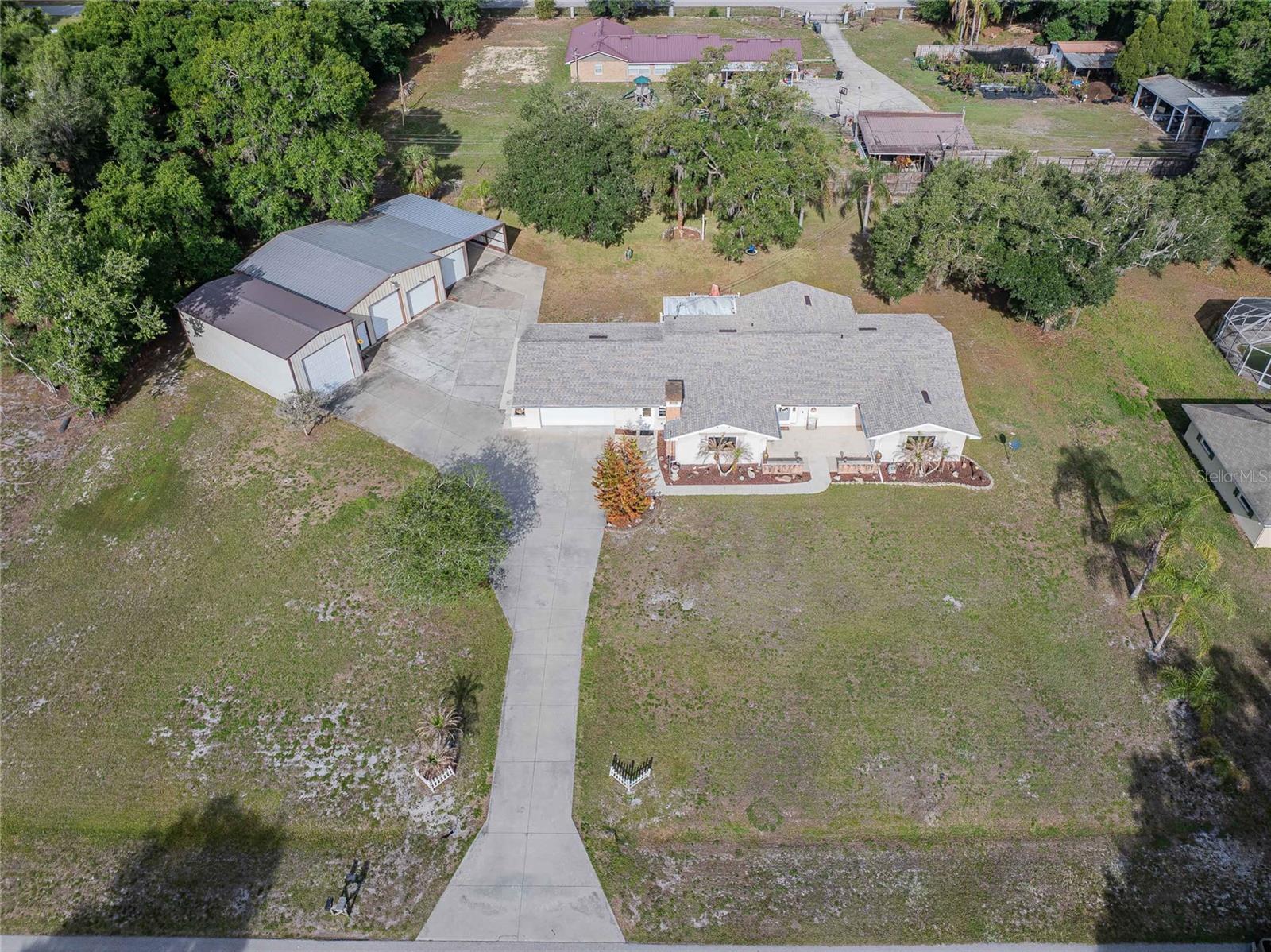 5905 WHISPERING PINES RD, LAKELAND, FL, 33811