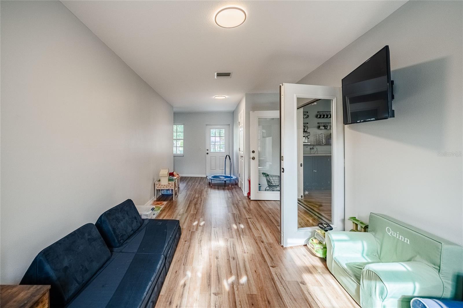 5905 WHISPERING PINES RD, LAKELAND, FL, 33811