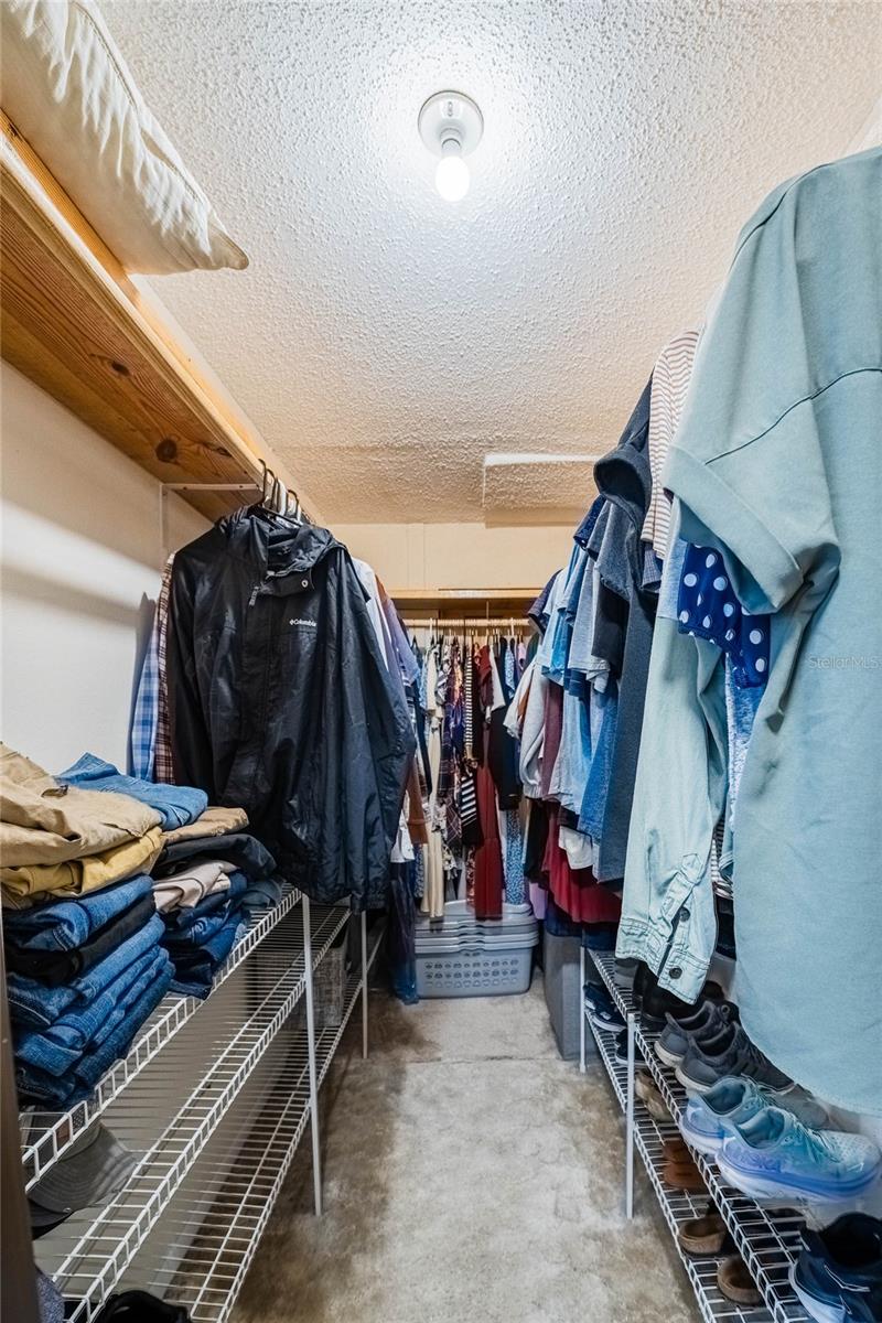 5905 WHISPERING PINES RD, LAKELAND, FL, 33811