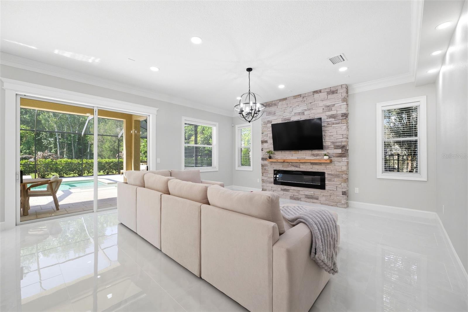 8005 CYPRESS CROSSING CT, TAMPA, FL, 33647