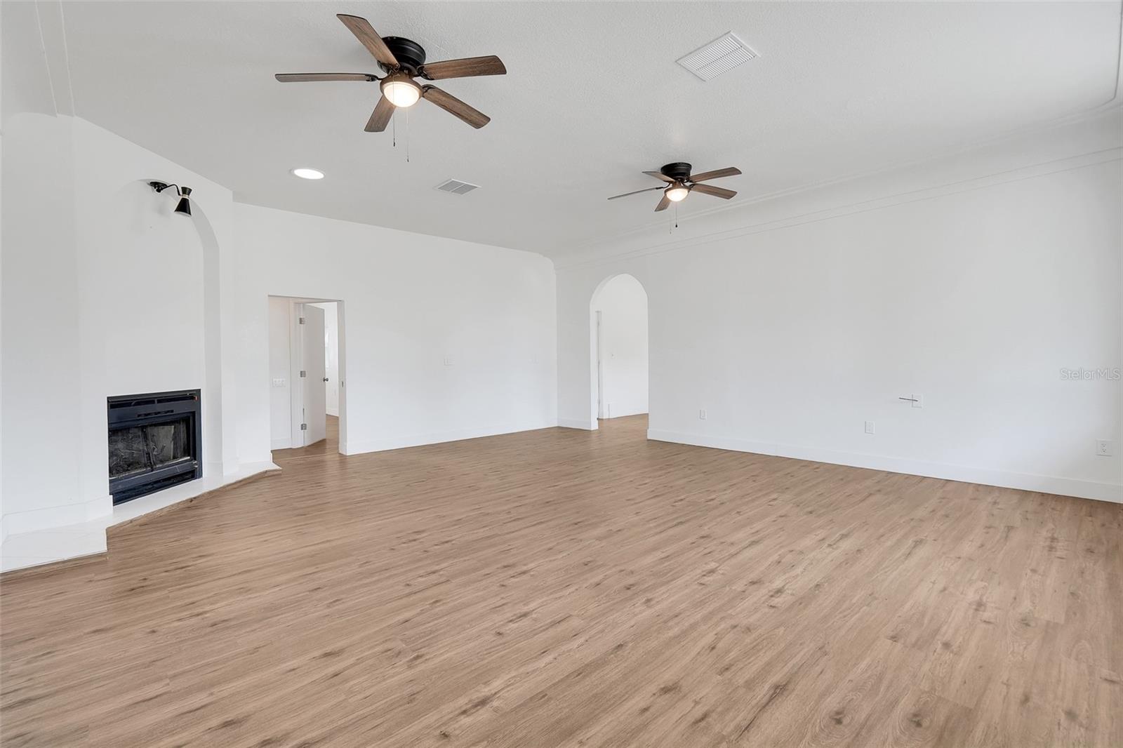 3425 GLEAVES CT, APOPKA, FL, 32703