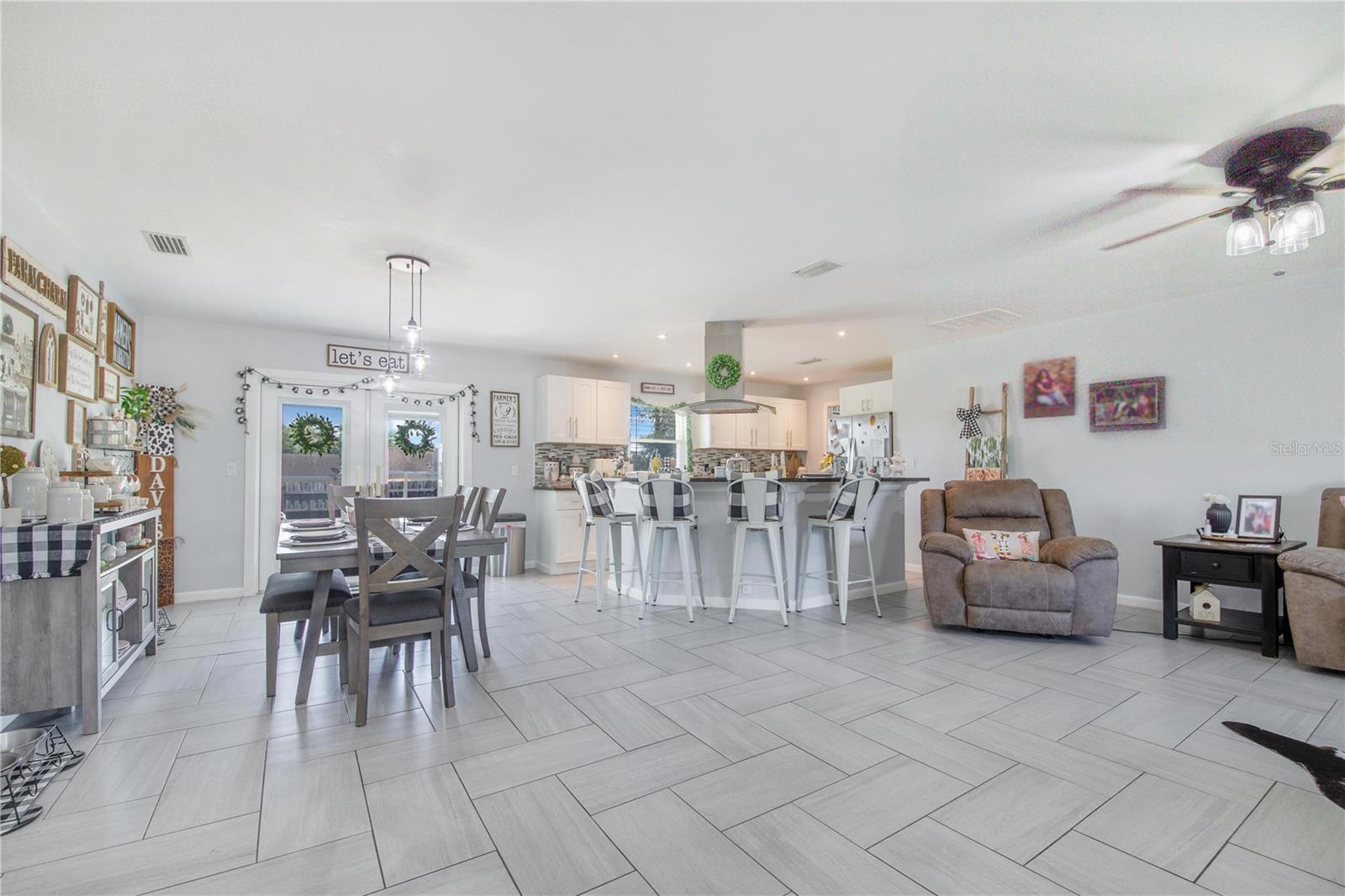 838 SHERWOOD DR, LAKE WALES, FL, 33898