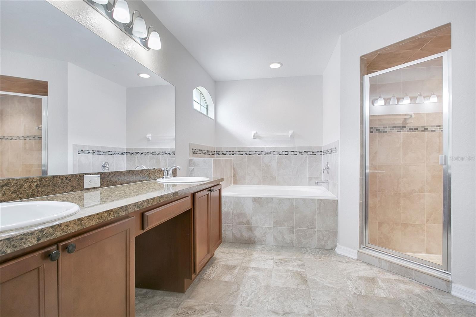 2021 HORSE CREEK LN, HAINES CITY, FL, 33844