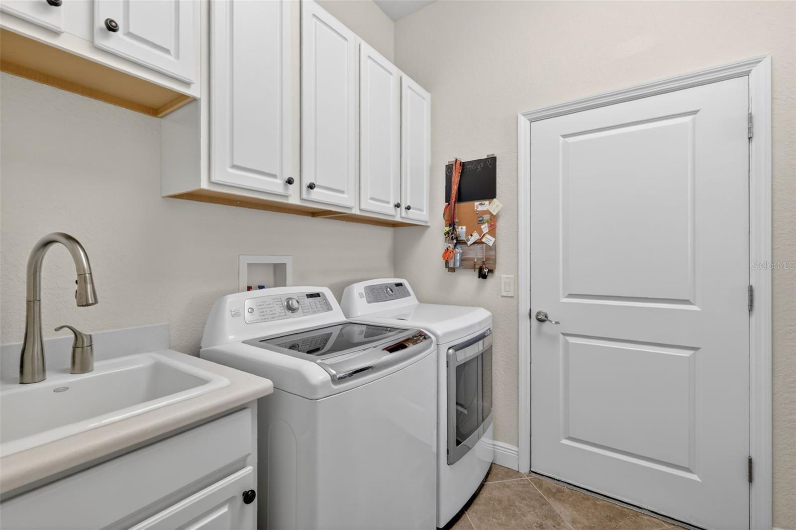 10075 LAKE MIONA WAY, OXFORD, FL, 34484