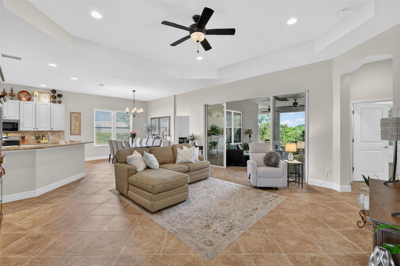 10075 LAKE MIONA WAY, OXFORD, FL, 34484