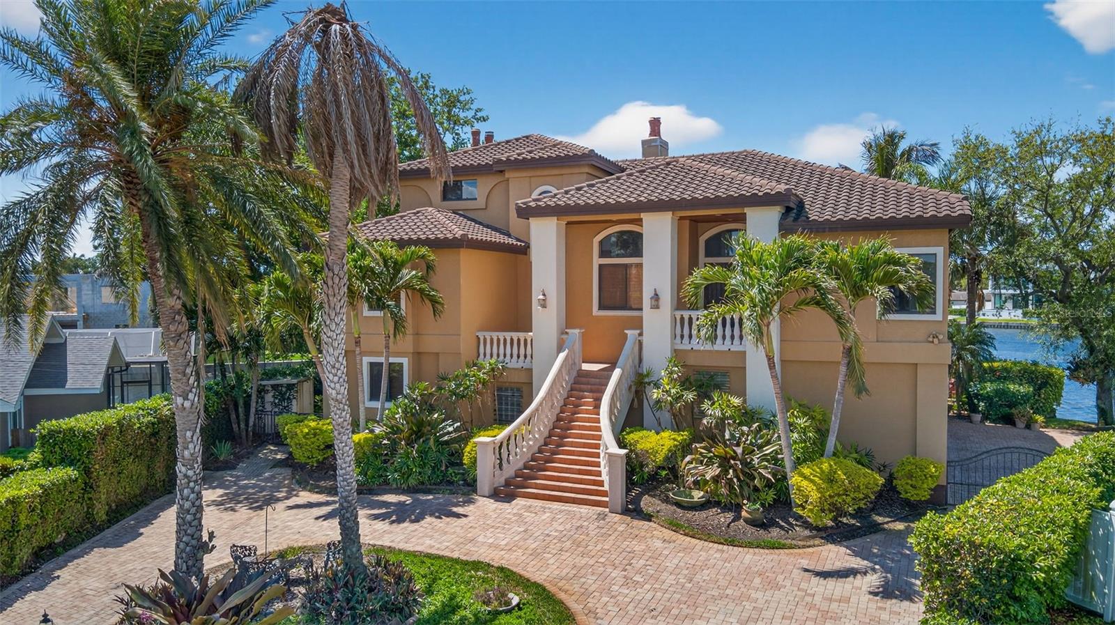 4300 13TH WAY NE, ST PETERSBURG, FL, 33703