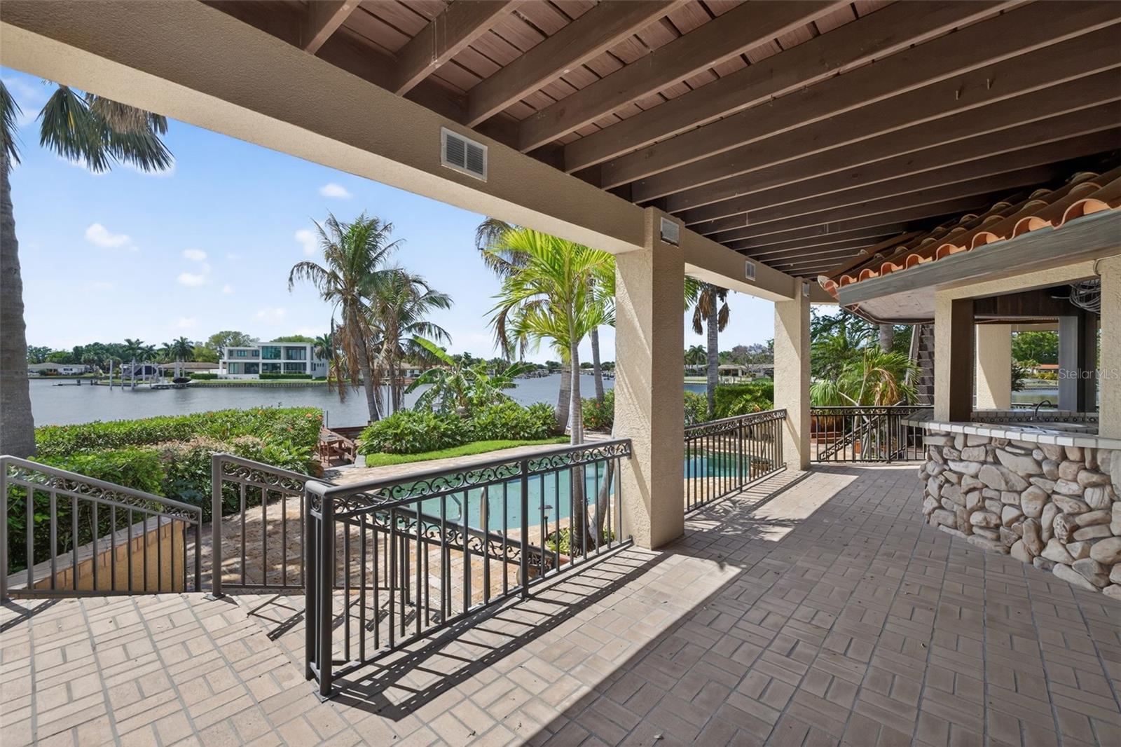 4300 13TH WAY NE, ST PETERSBURG, FL, 33703