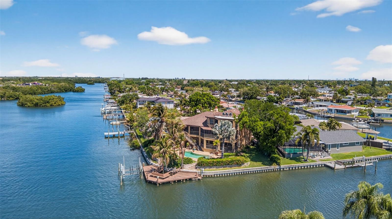 4300 13TH WAY NE, ST PETERSBURG, FL, 33703