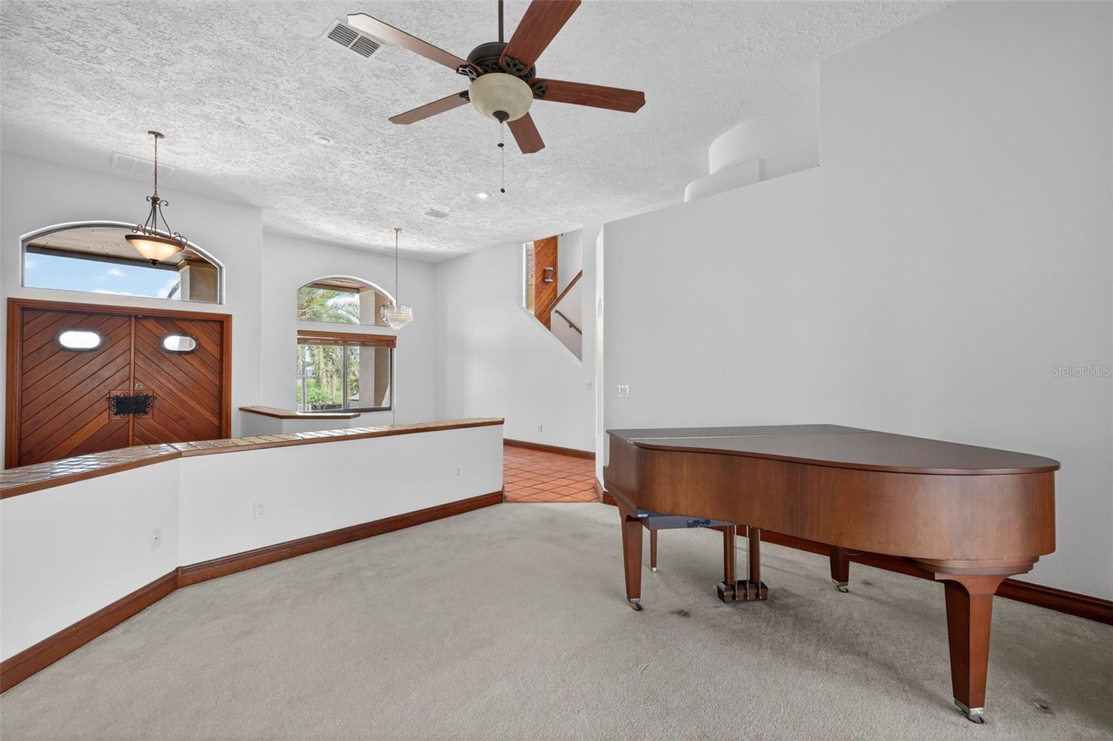 4300 13TH WAY NE, ST PETERSBURG, FL, 33703