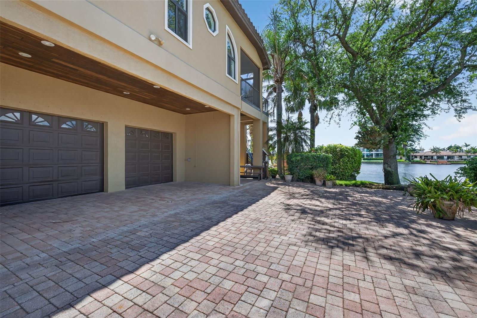 4300 13TH WAY NE, ST PETERSBURG, FL, 33703