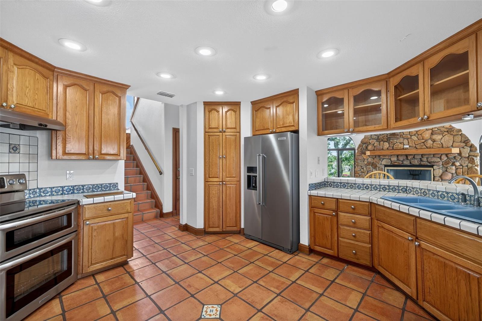 4300 13TH WAY NE, ST PETERSBURG, FL, 33703