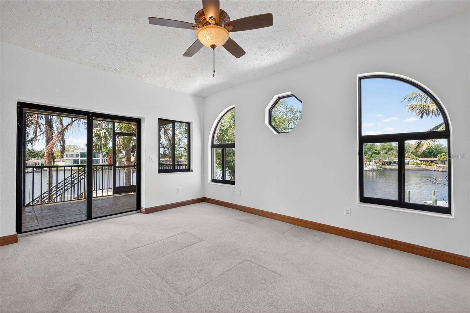 4300 13TH WAY NE, ST PETERSBURG, FL, 33703