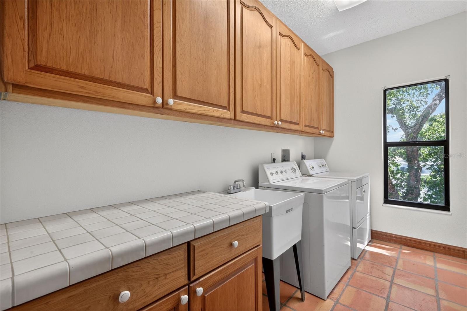 4300 13TH WAY NE, ST PETERSBURG, FL, 33703