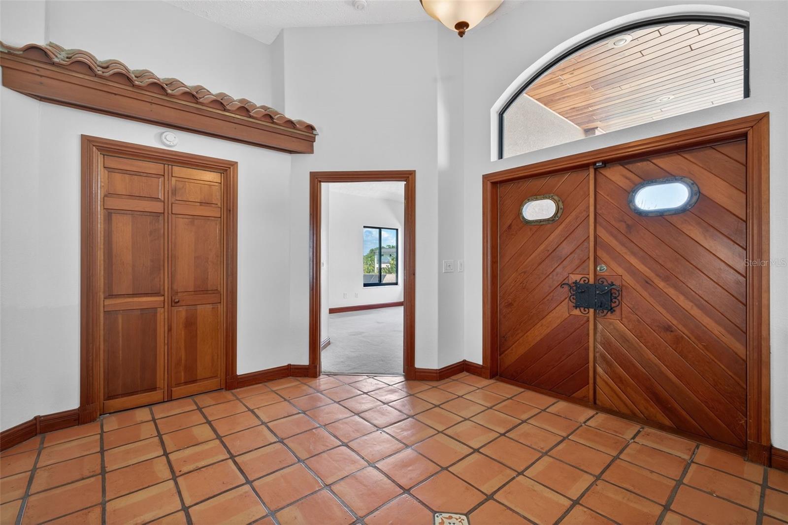 4300 13TH WAY NE, ST PETERSBURG, FL, 33703