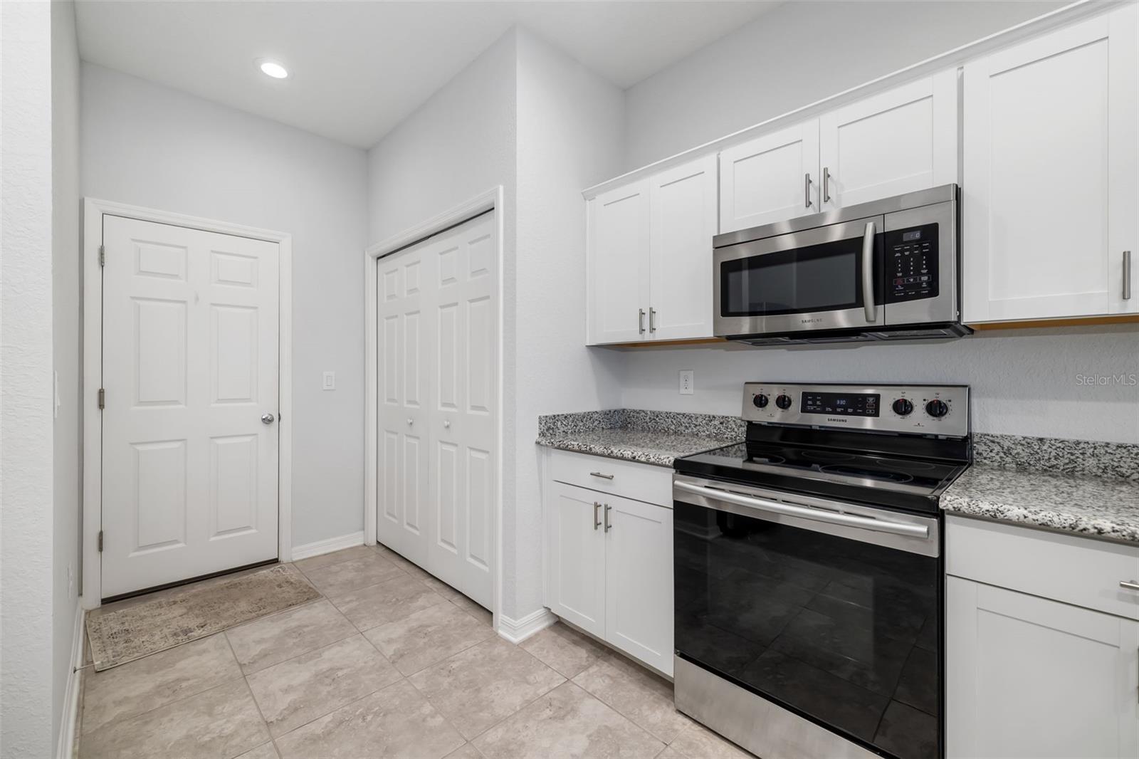 1306 GRANTHAM DR, SARASOTA, FL, 34234