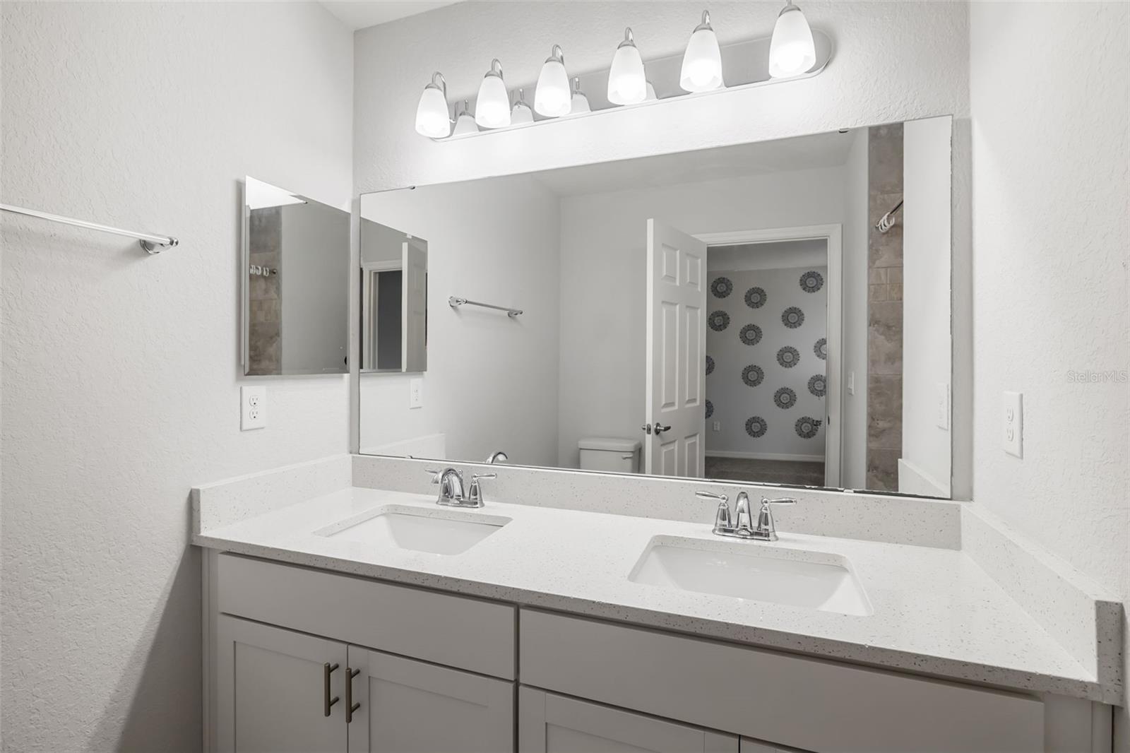 1306 GRANTHAM DR, SARASOTA, FL, 34234