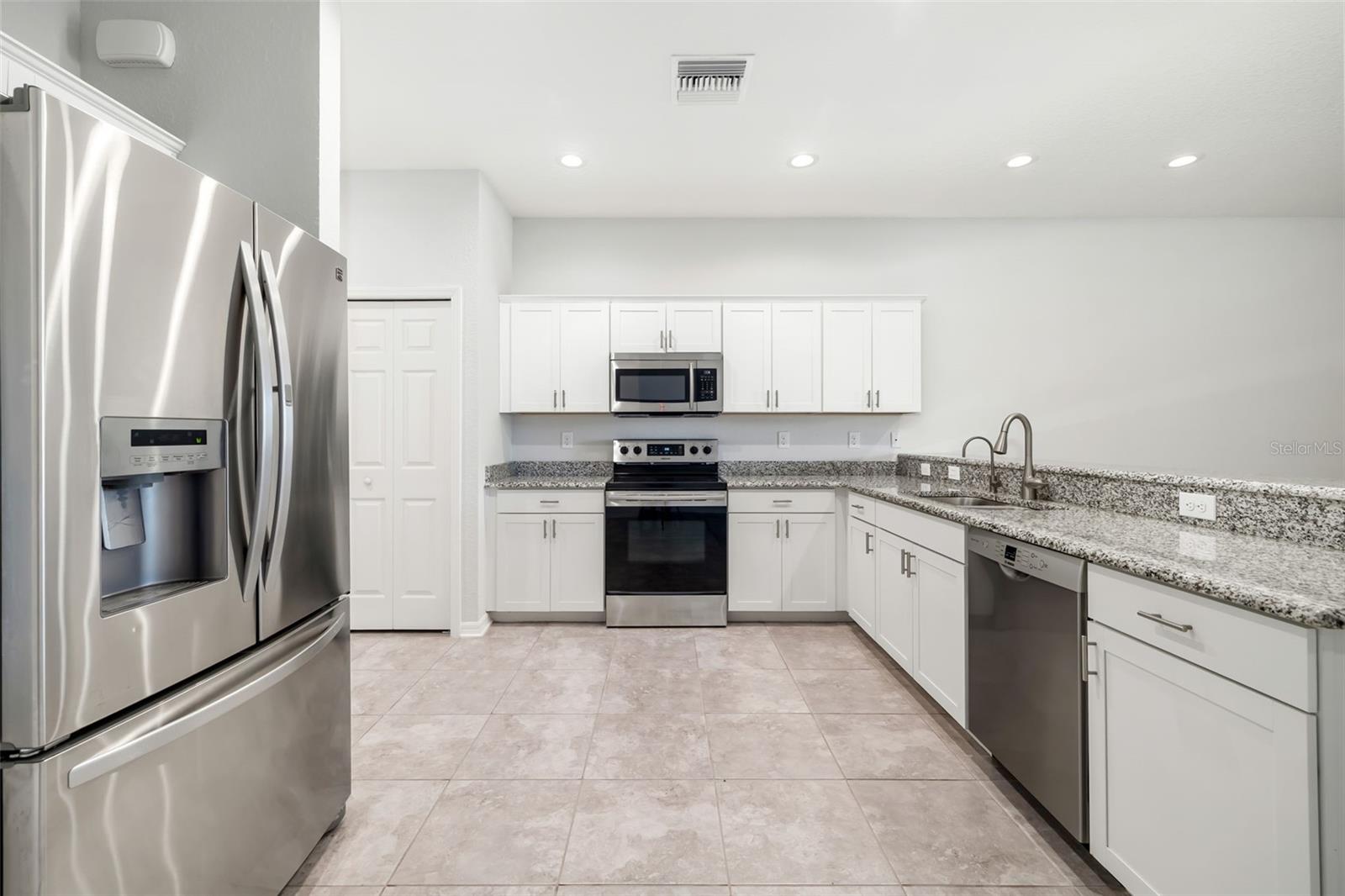 1306 GRANTHAM DR, SARASOTA, FL, 34234