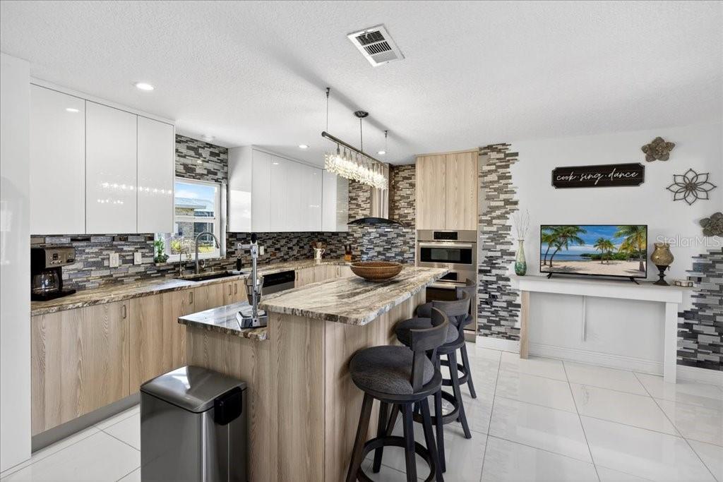 6 BEACHSIDE DR, PALM COAST, FL, 32137