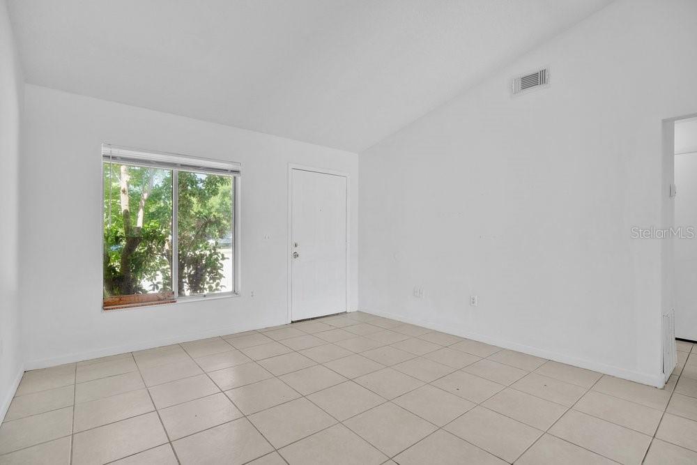 2827 CORAL REEF DR, ORLANDO, FL, 32826