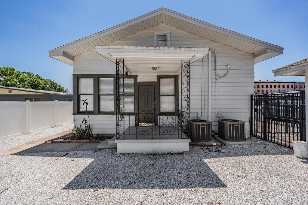 2319 W AILEEN ST #B, TAMPA, FL, 33607