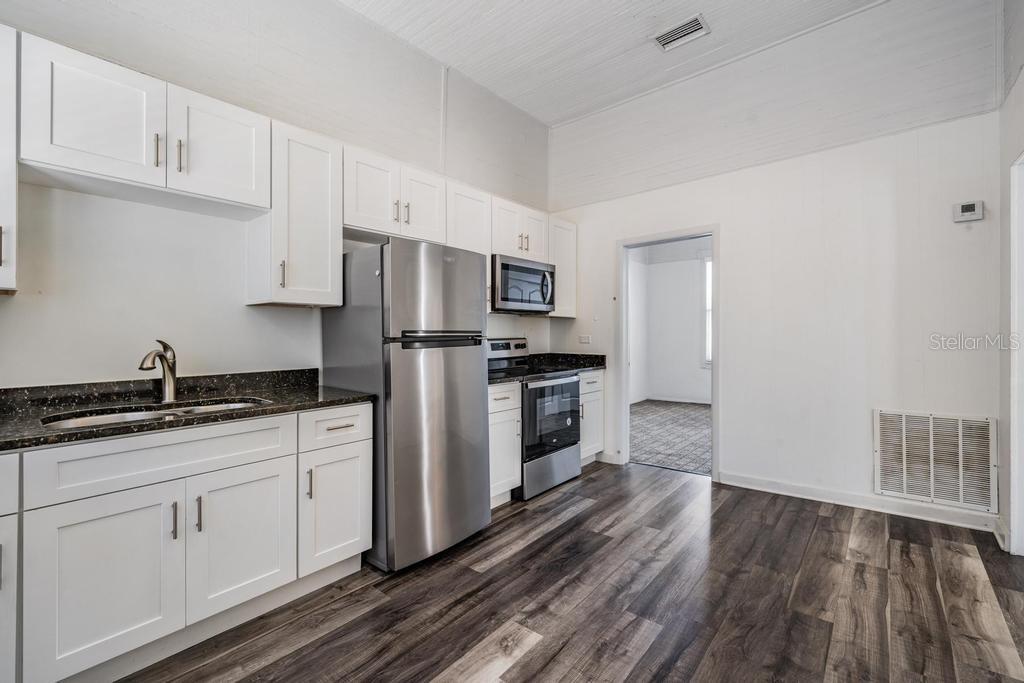 2319 W AILEEN ST #B, TAMPA, FL, 33607