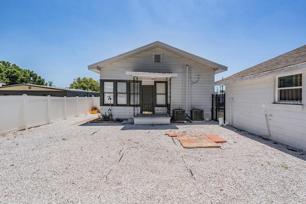 2319 W AILEEN ST #B, TAMPA, FL, 33607