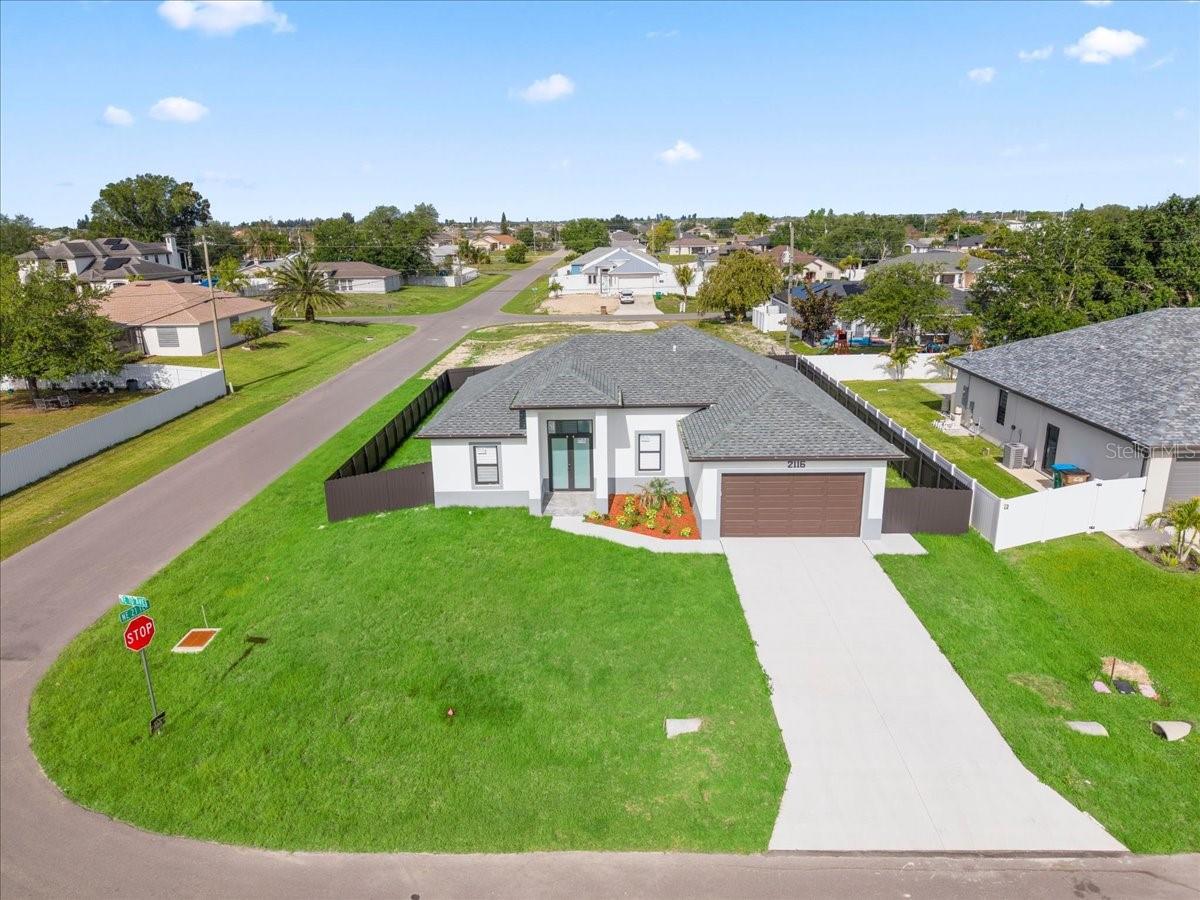 2116 NE 10TH AVE, CAPE CORAL, FL, 33909