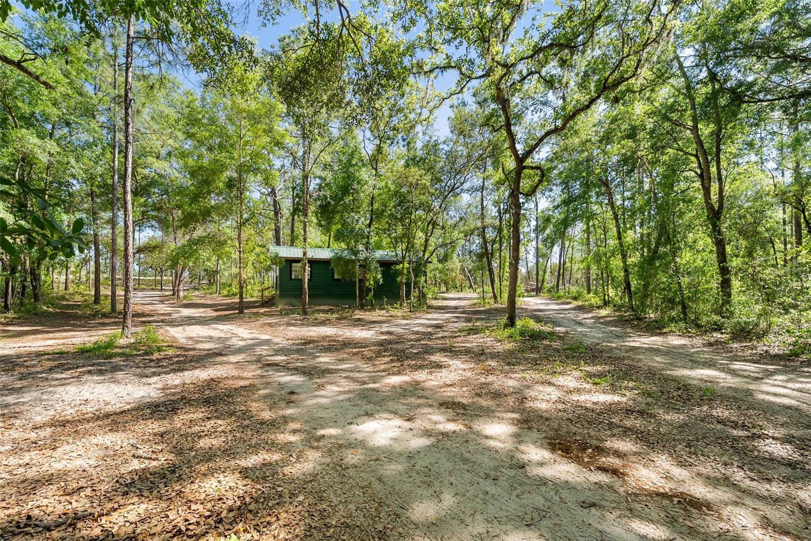 25723 BAREVA RD, WEEKI WACHEE, FL, 34614