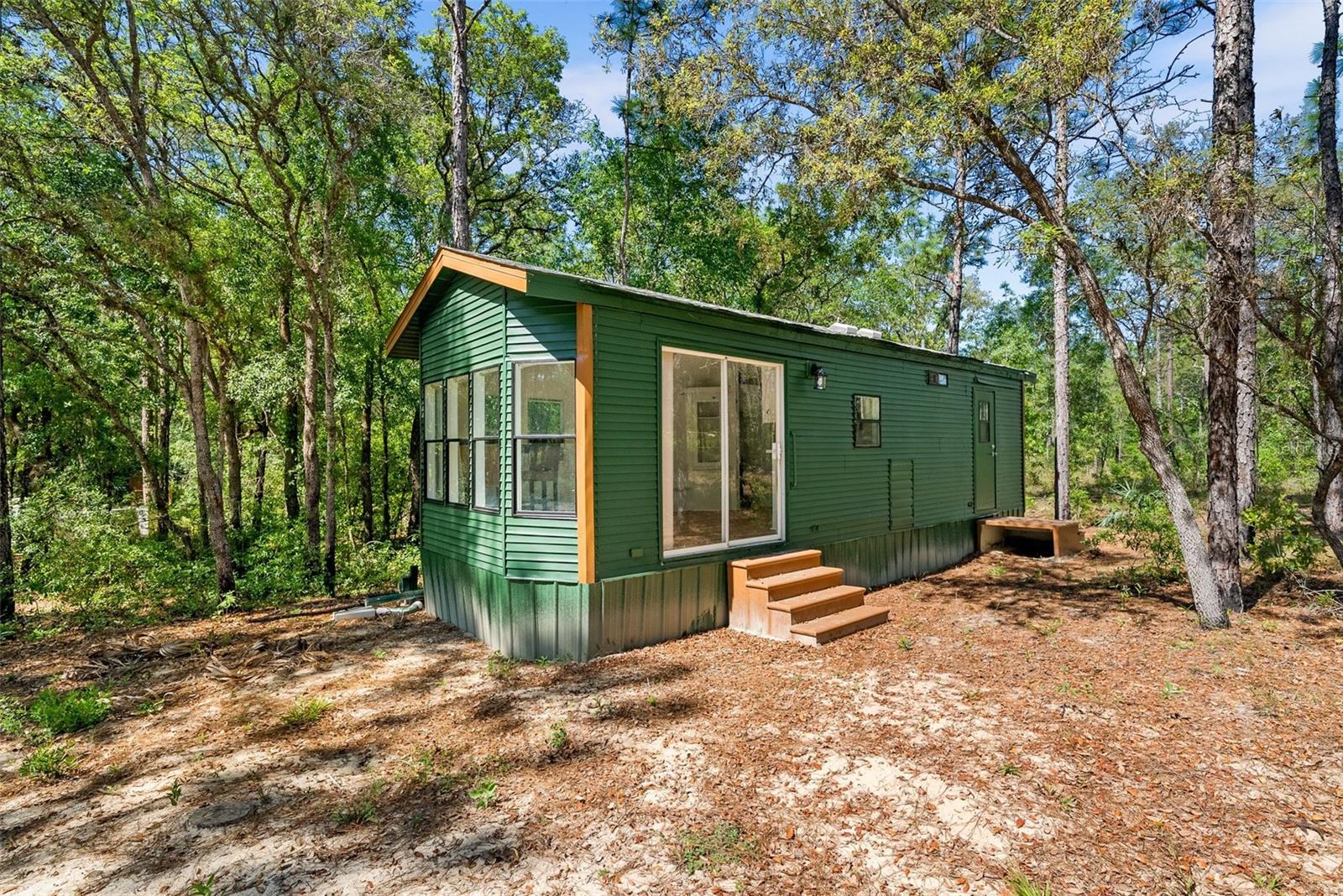 25723 BAREVA RD, WEEKI WACHEE, FL, 34614