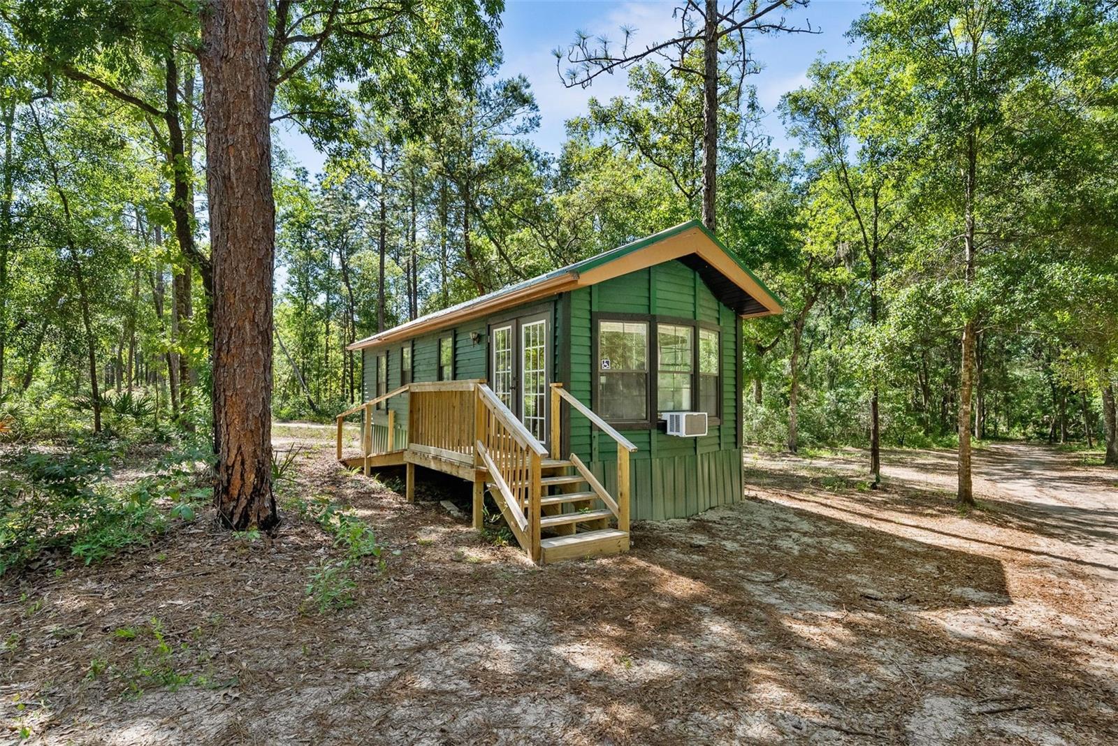 25723 BAREVA RD, WEEKI WACHEE, FL, 34614