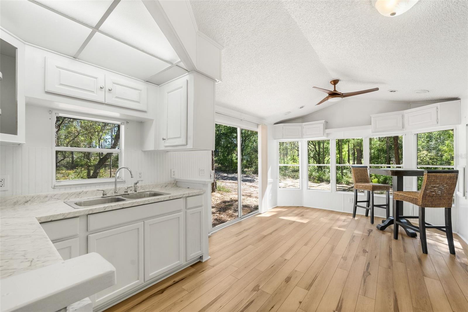 25723 BAREVA RD, WEEKI WACHEE, FL, 34614