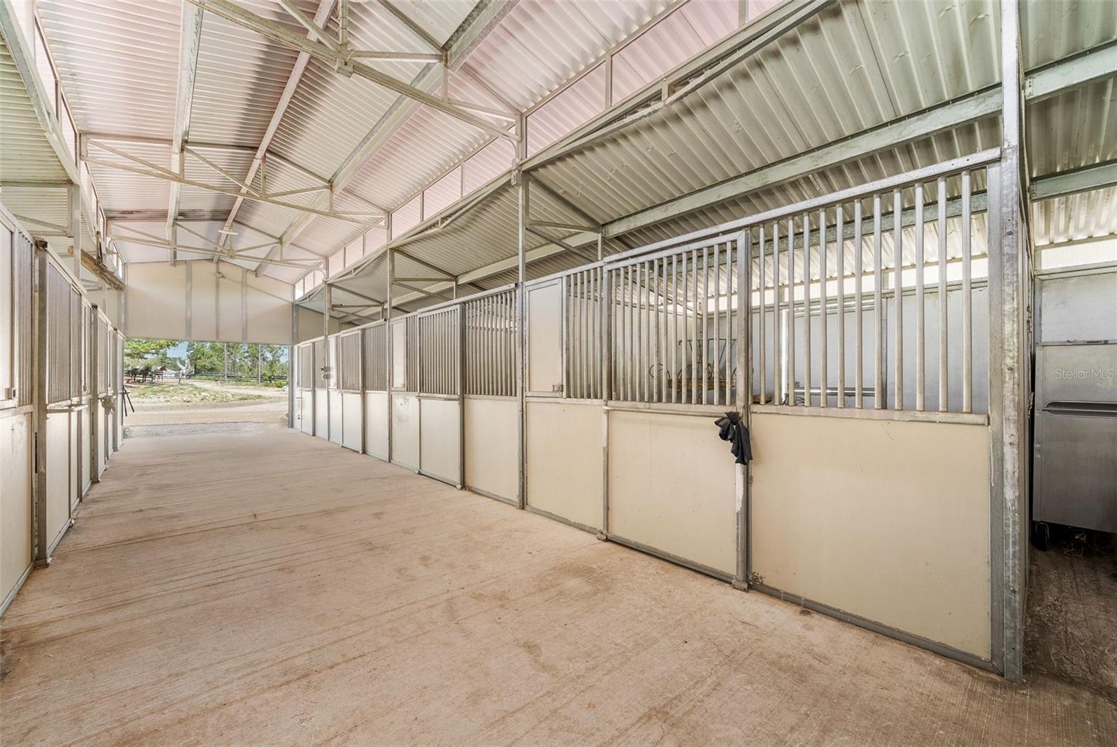 25723 BAREVA RD, WEEKI WACHEE, FL, 34614