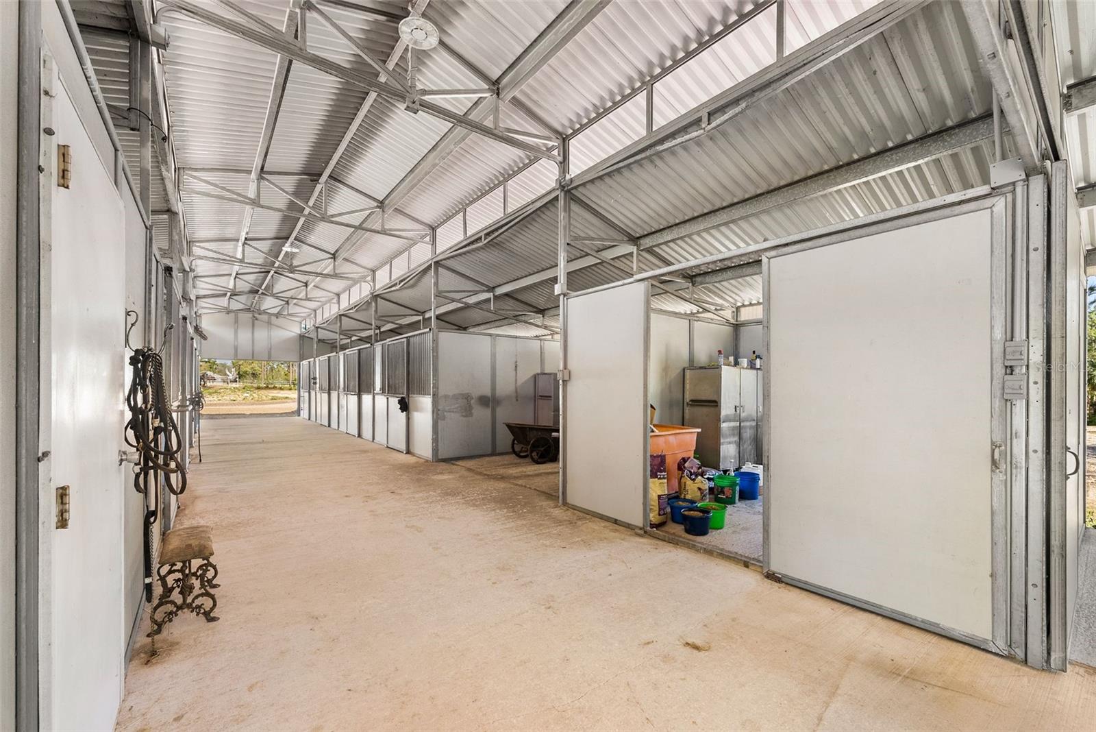 25723 BAREVA RD, WEEKI WACHEE, FL, 34614