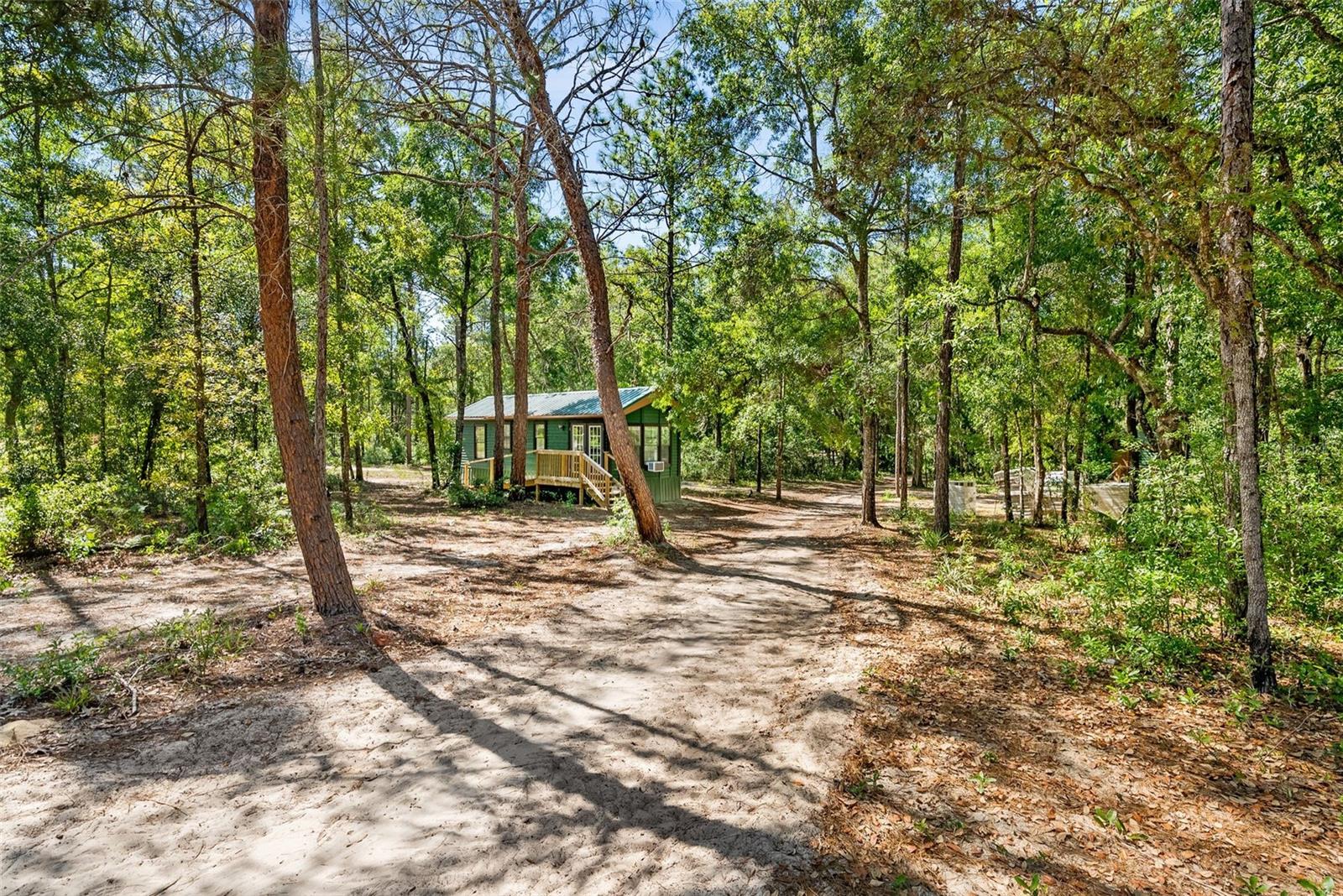 25723 BAREVA RD, WEEKI WACHEE, FL, 34614