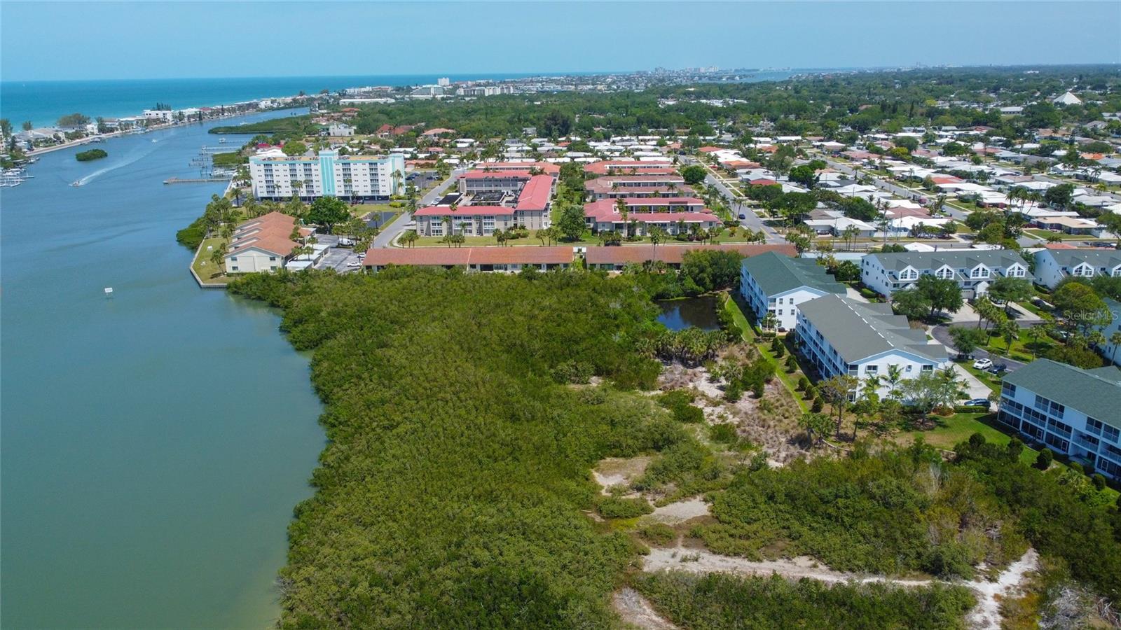 10134 REGAL DR #1, LARGO, FL, 33774