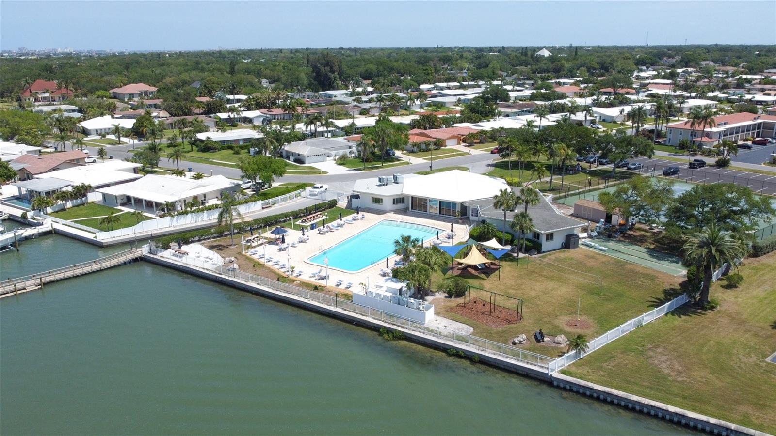 10134 REGAL DR #1, LARGO, FL, 33774