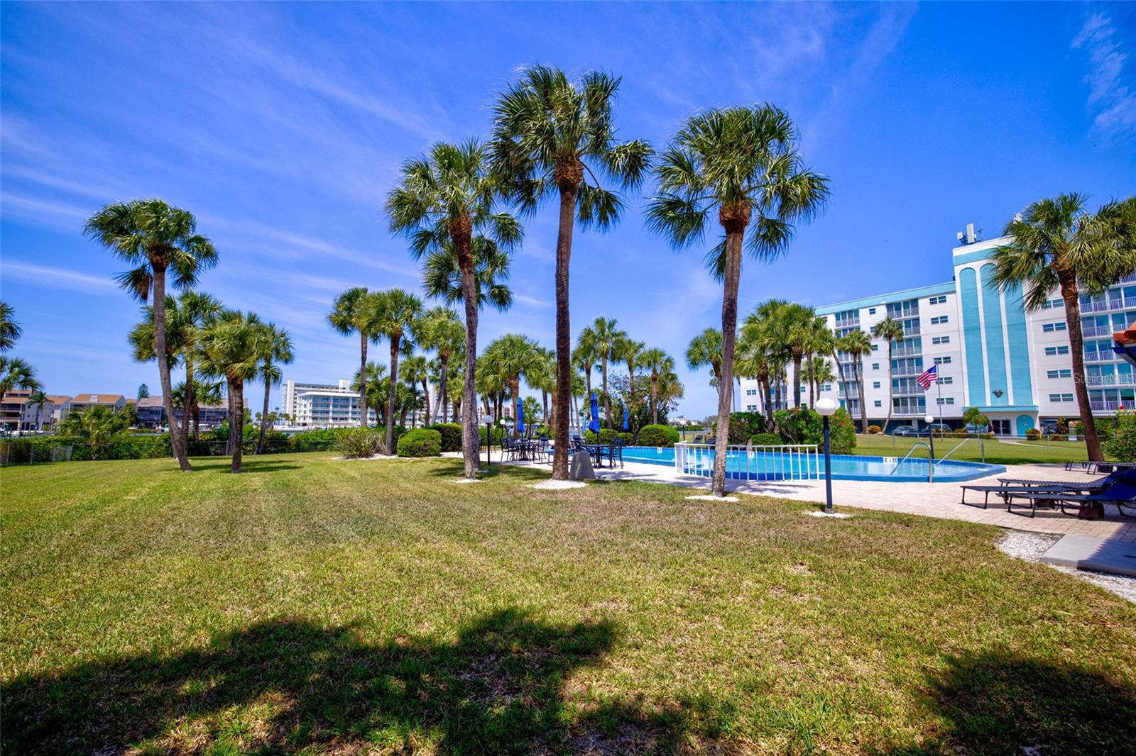 10134 REGAL DR #1, LARGO, FL, 33774