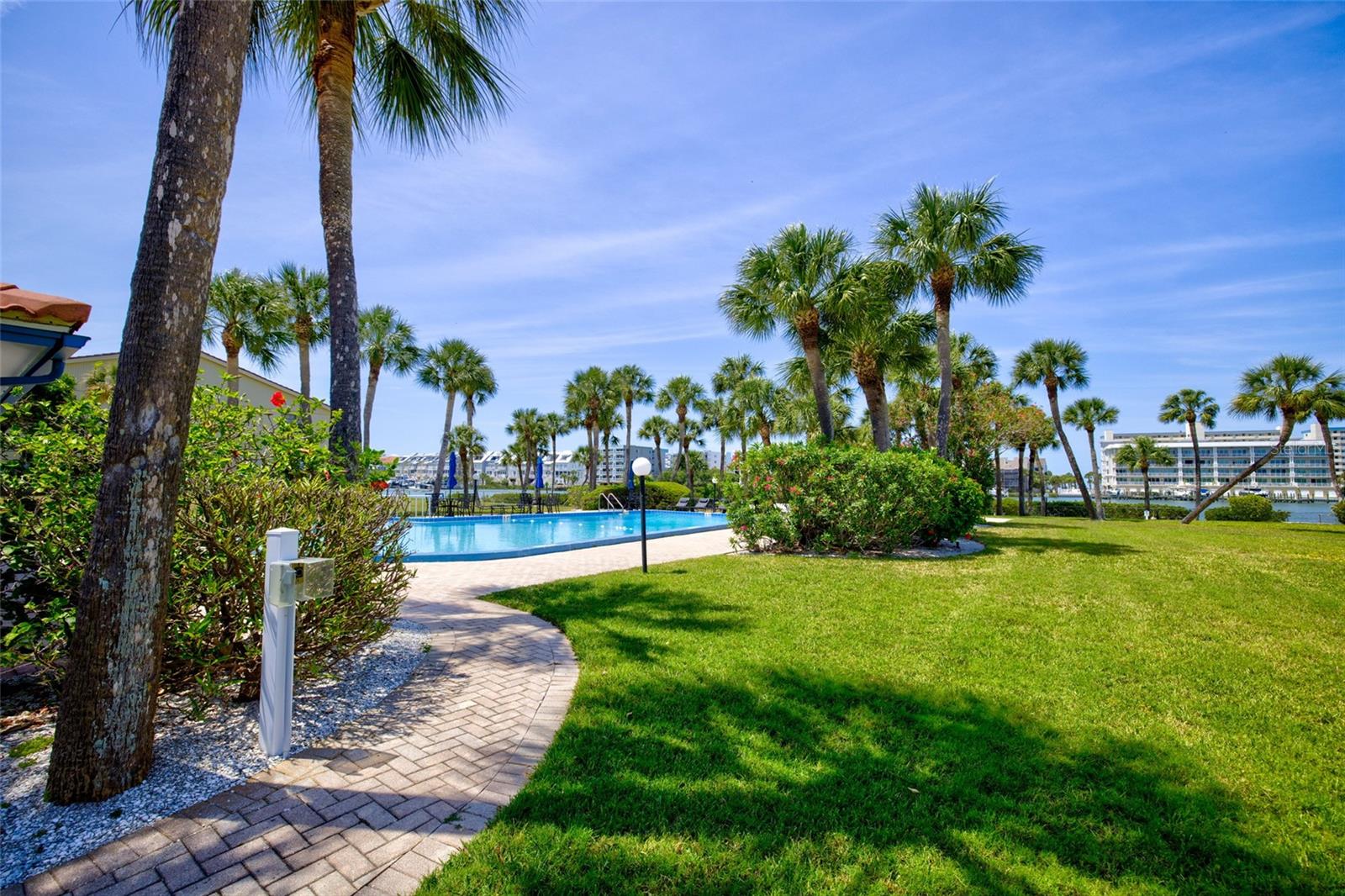 10134 REGAL DR #1, LARGO, FL, 33774