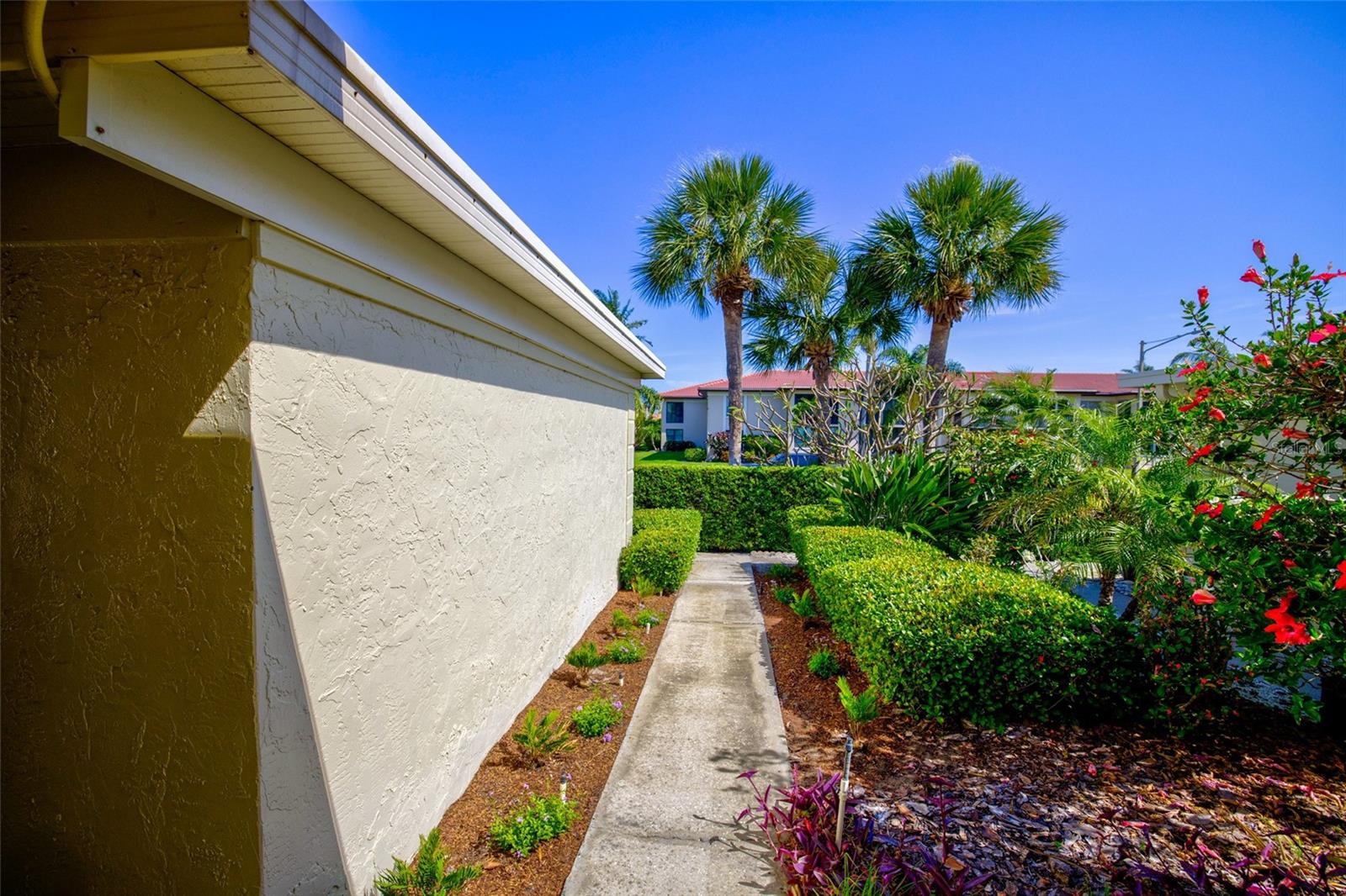 10134 REGAL DR #1, LARGO, FL, 33774