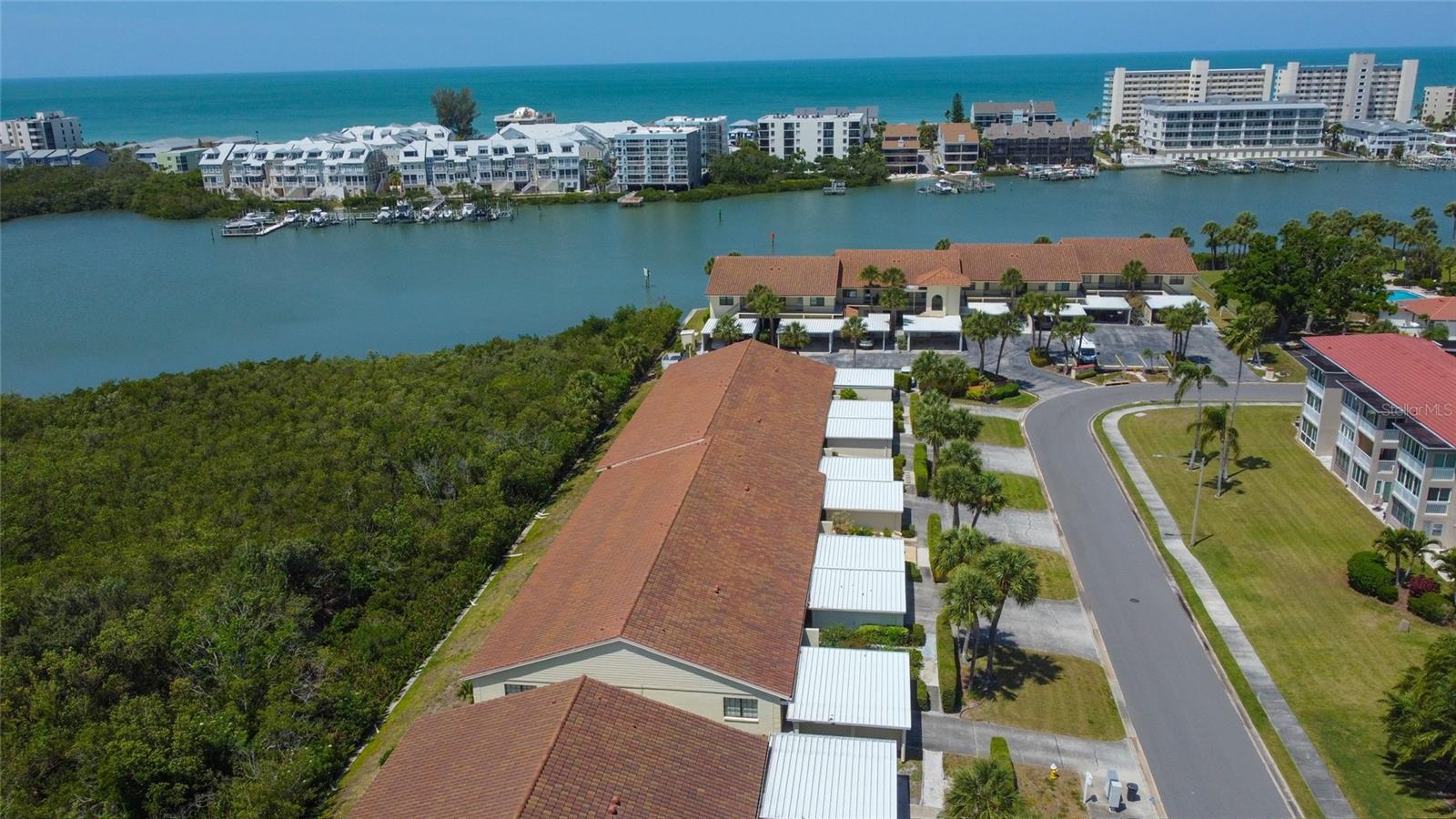 10134 REGAL DR #1, LARGO, FL, 33774