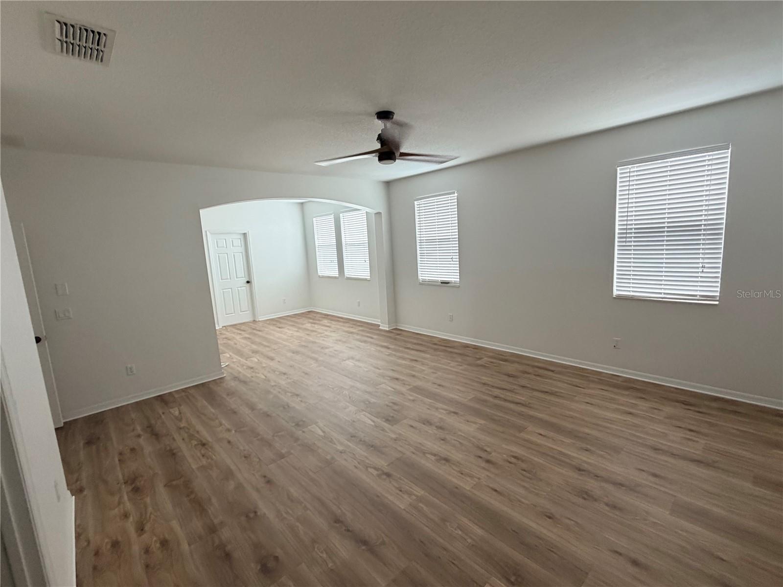 312 PEACOCK SPRINGS CT, GROVELAND, FL, 34736